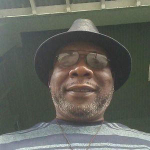 Meet your Posher, Lenard